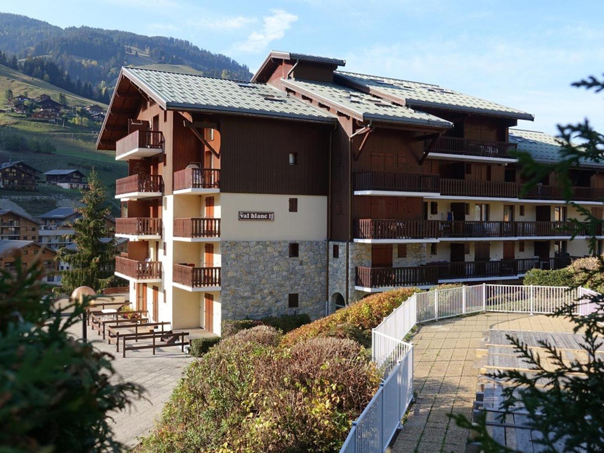 Appartement Cosy Pour 4, Au Coeur Du Village, Proche Des Pistes Et Avec Piscine Estivale - Fr-1-342-173 Arêches Εξωτερικό φωτογραφία